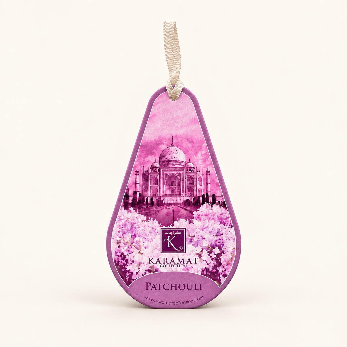Patchouli Intense pour Voiture — produit sur fond crème